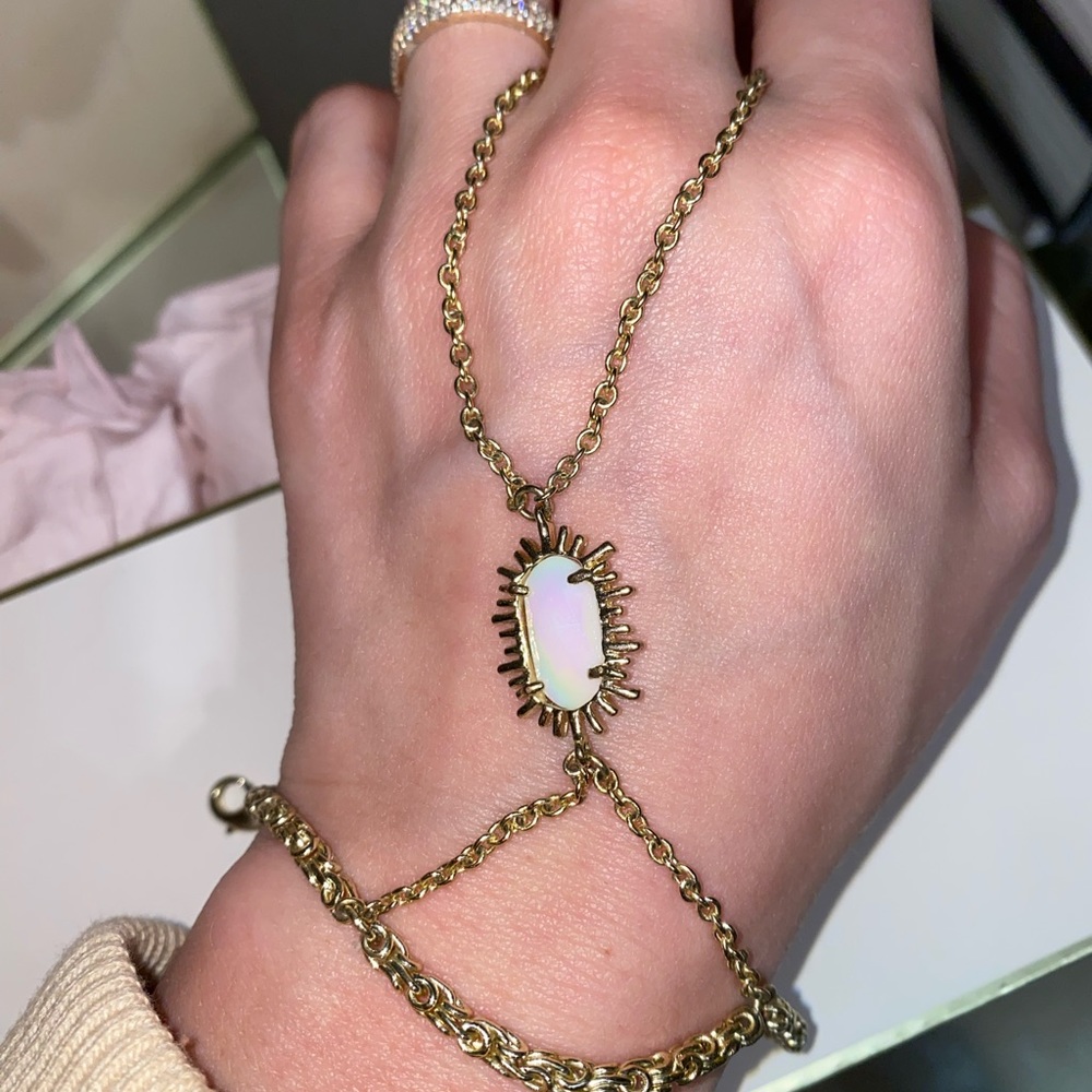 Gold Kendra Scott bracelet